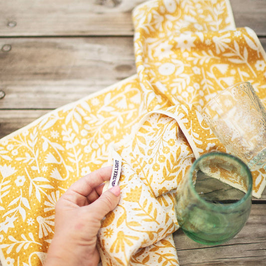 KITCHEN AND TEA TOWEL - MEDOWS