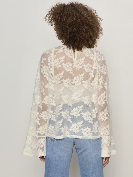 BOHO LACE TOP