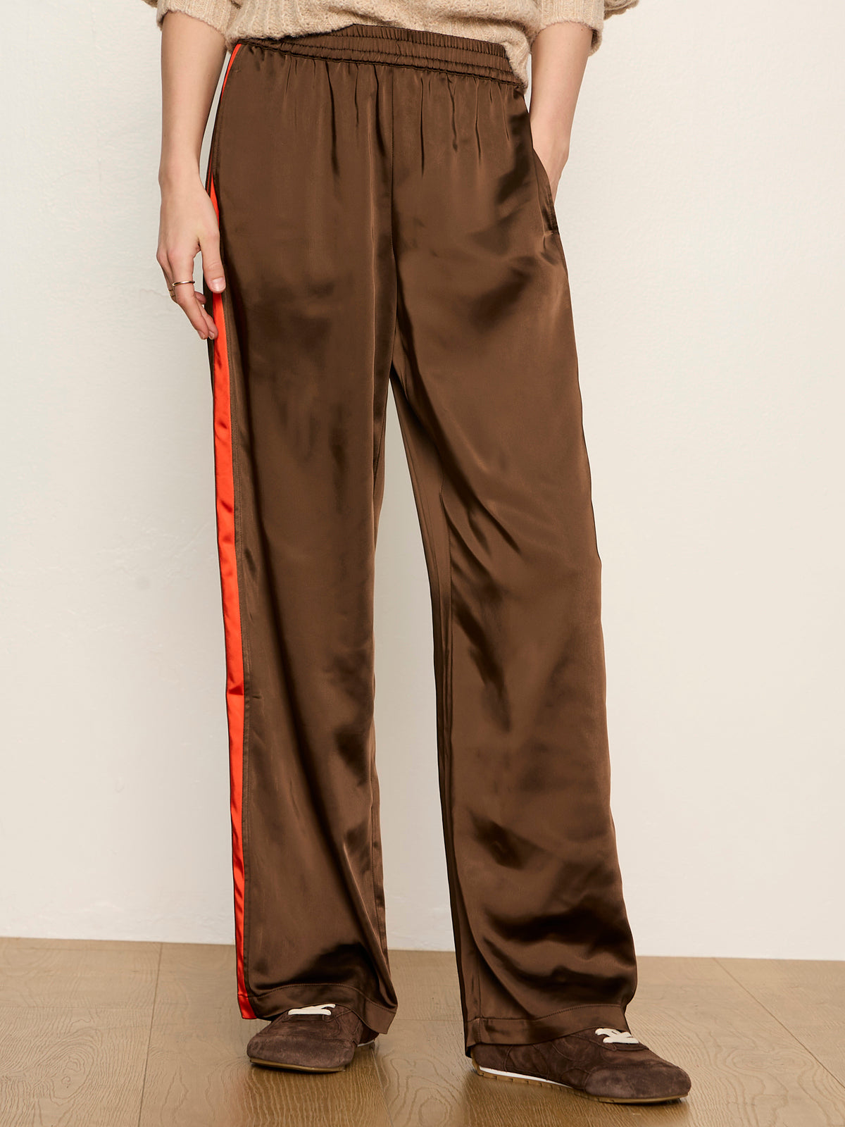 ON TRACK SATIN PANTS ESPRESSO MARTINI