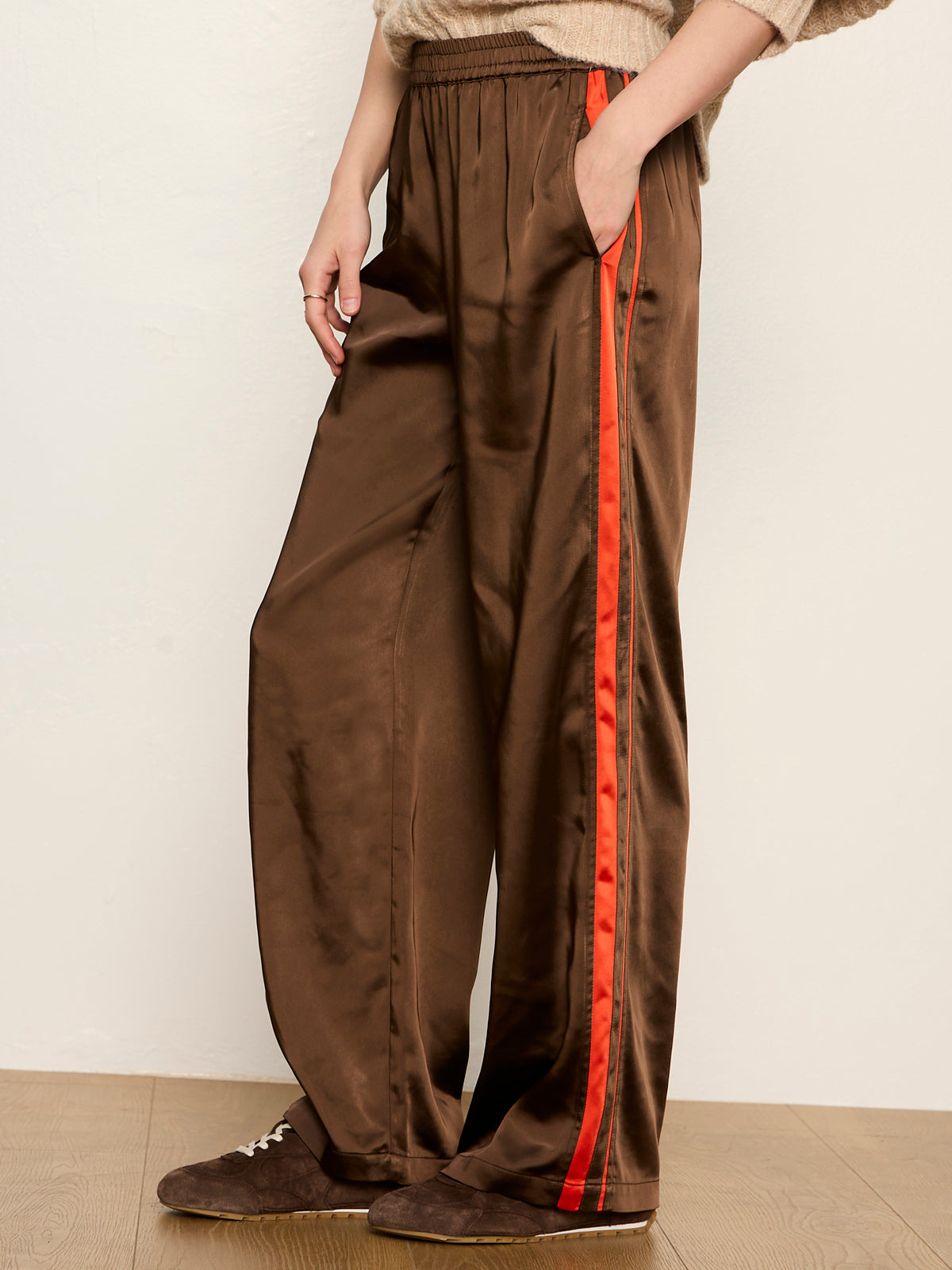 ON TRACK SATIN PANTS ESPRESSO MARTINI