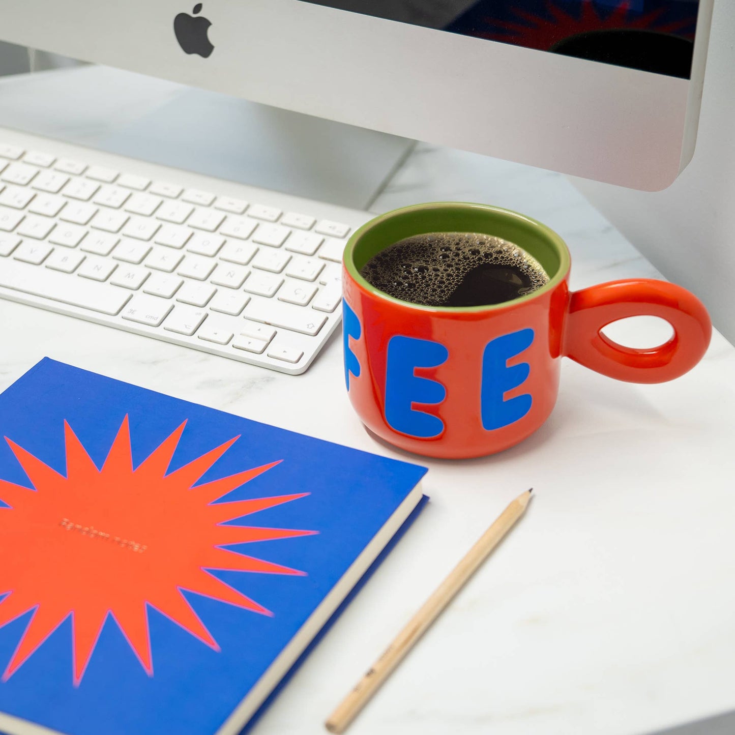 RED  COFFE MUG