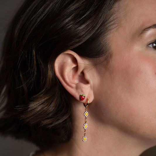 STRAWBERRY STUD EARRINGS