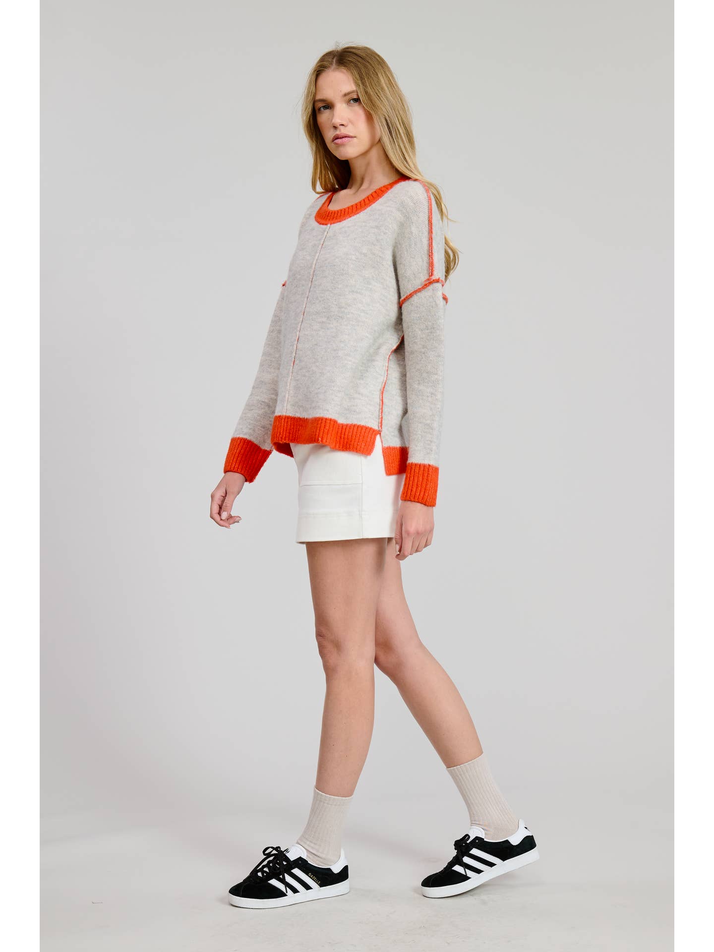 MUNICH COLOR CONTRAST SWEATER