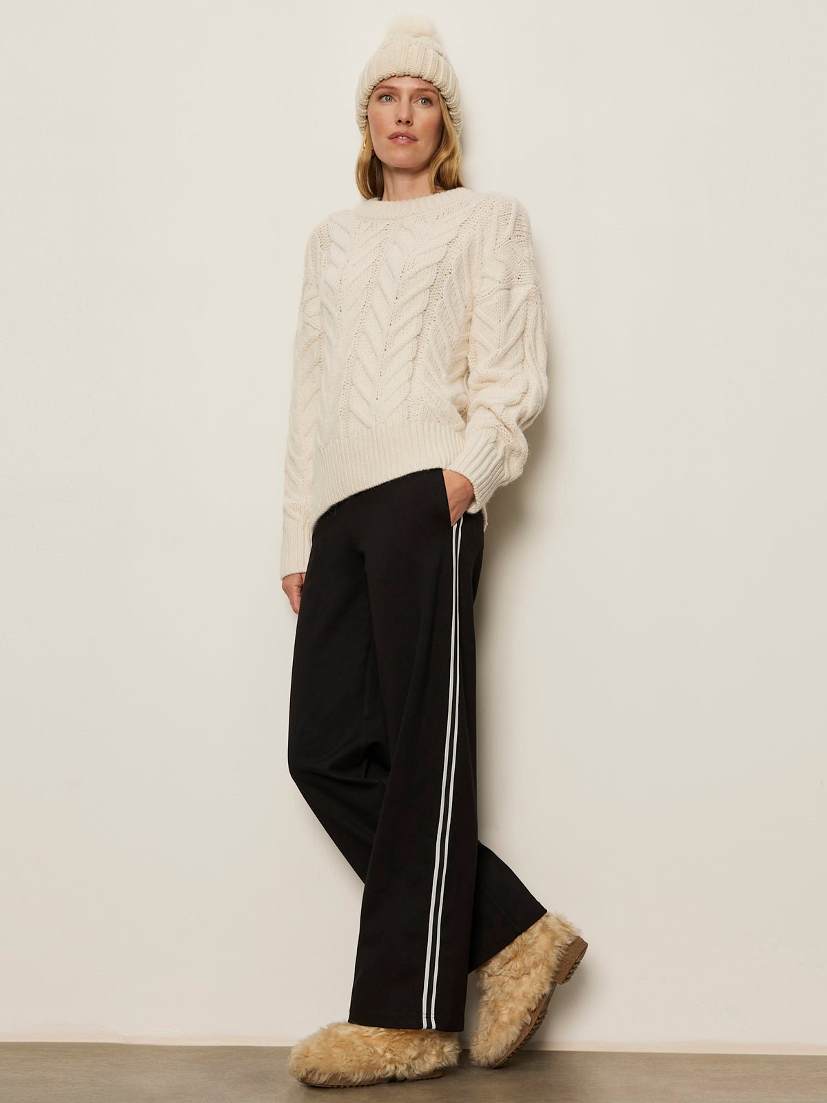 SNOW BUNNY STATEMENT SWEATER