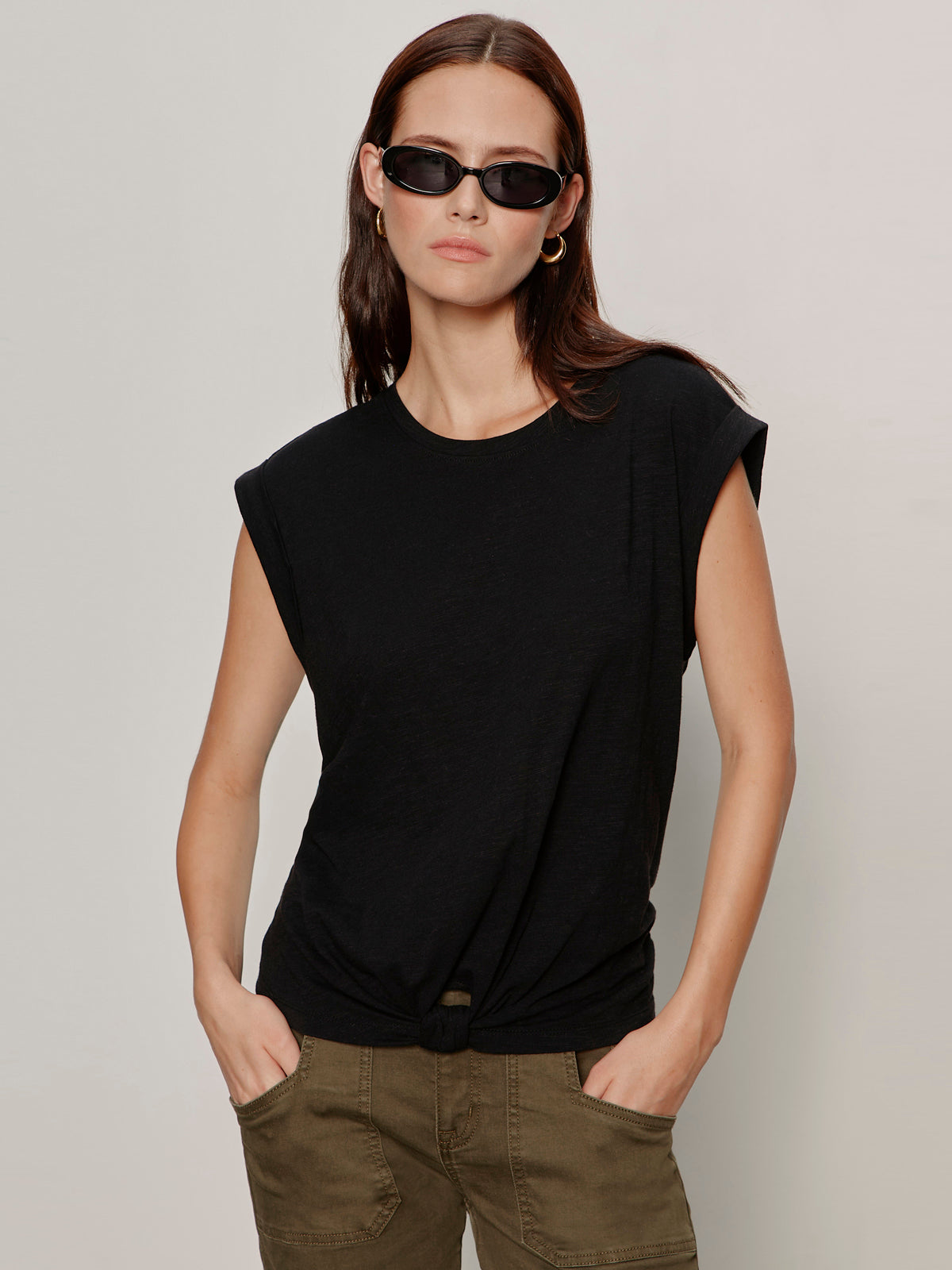 KNOTTED MUSCLE TEE