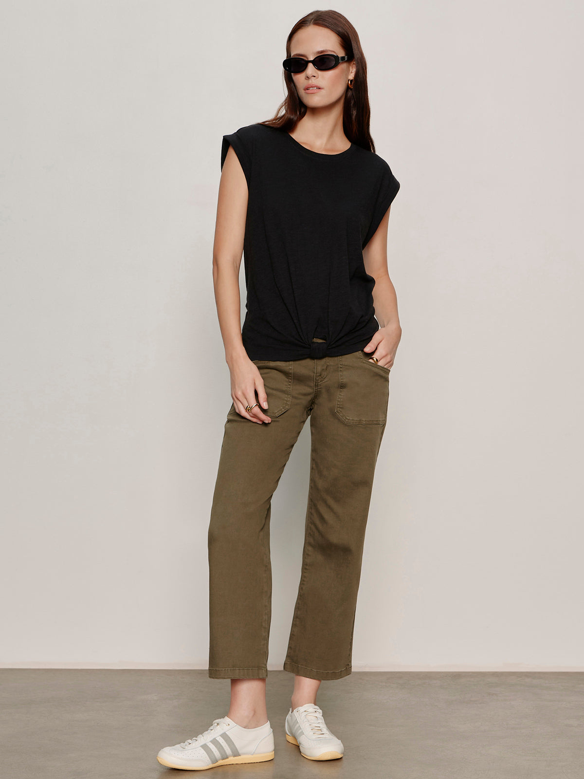 KNOTTED MUSCLE TEE