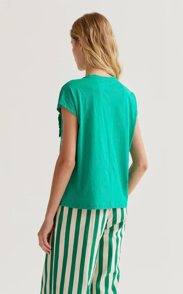 GREEN TEE WITH RUFFLED POCKET