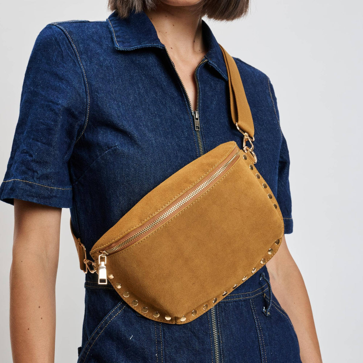 Gizelle-Suede Belt Bag: Tan