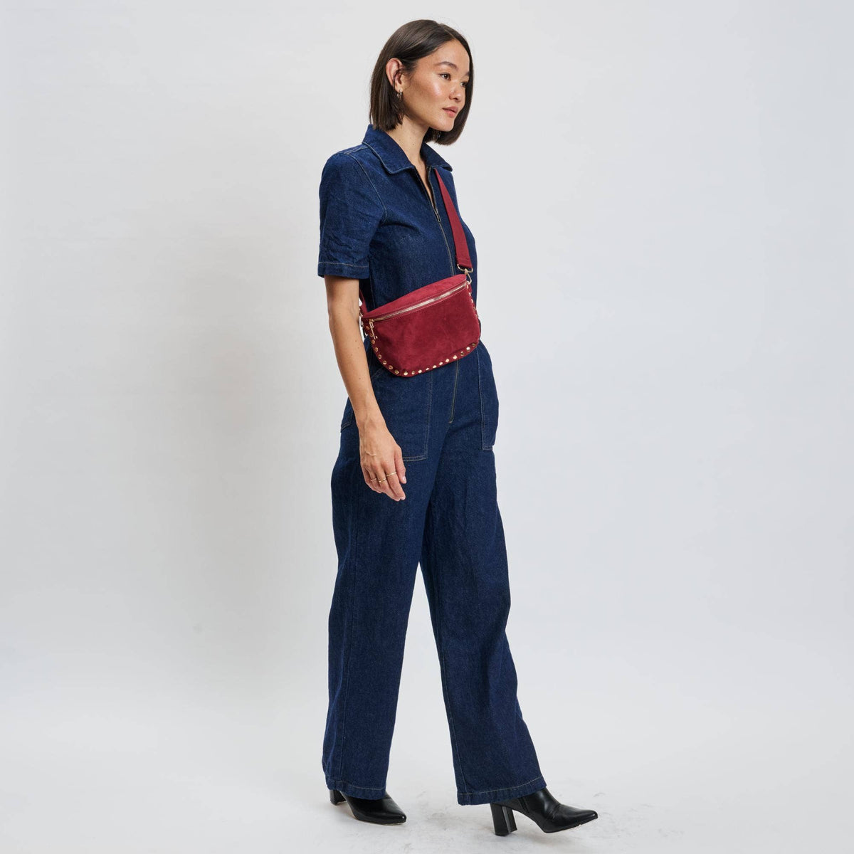 Gizelle-Suede Belt Bag: Tan