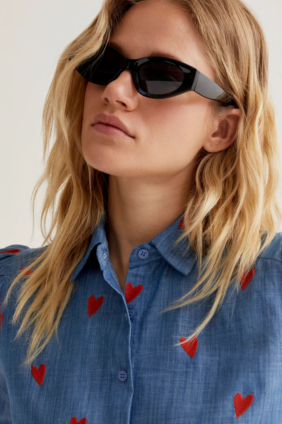 CHAMBRAY SHIRT WITH EMBROIDERED  HEARTS