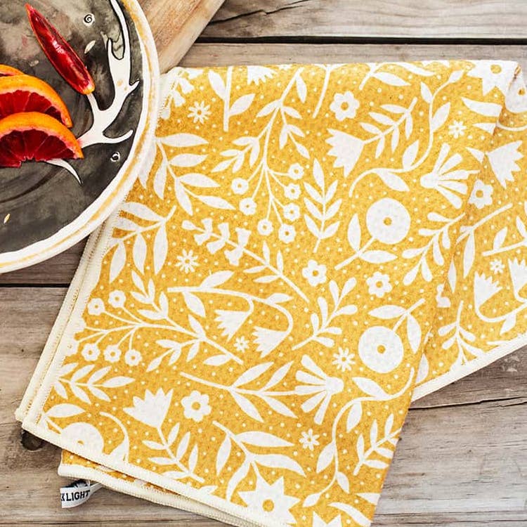 KITCHEN AND TEA TOWEL - MEDOWS