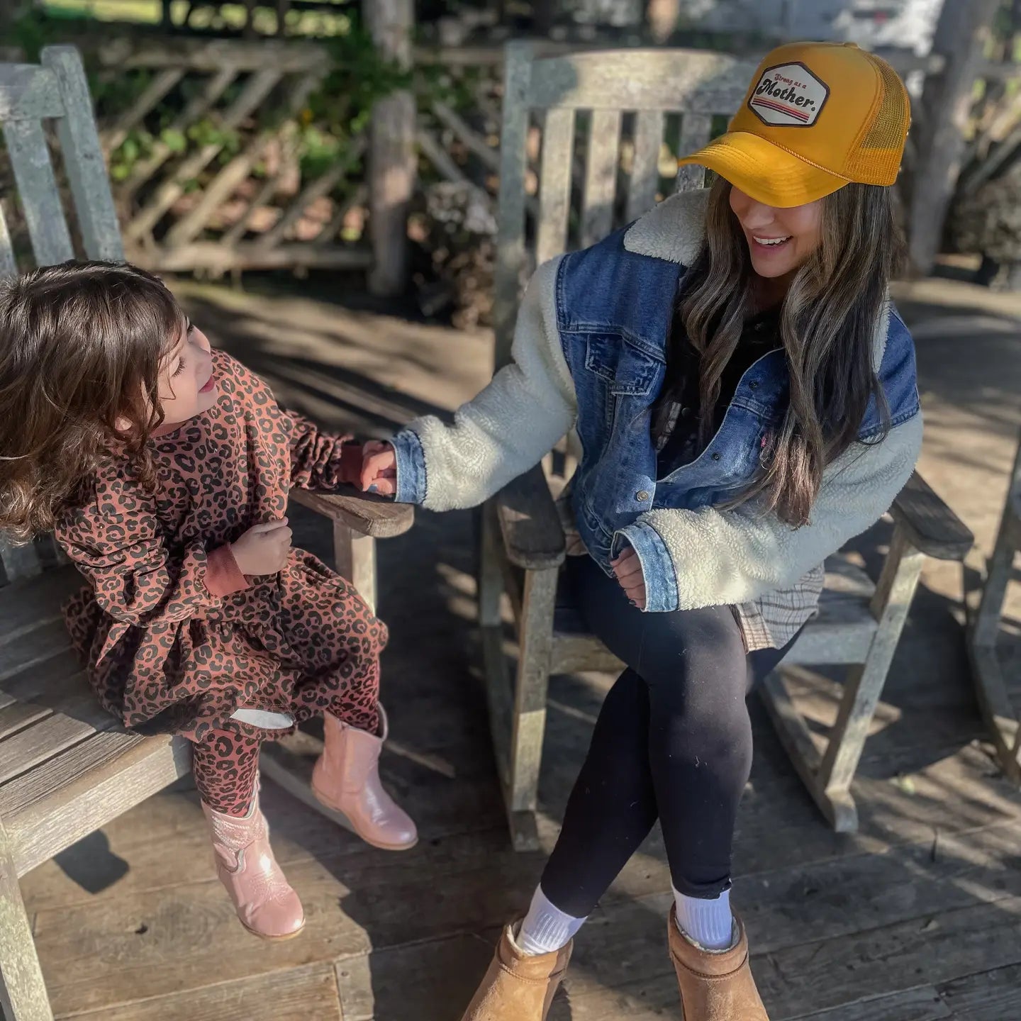"Retro Mother". PATCH HAT