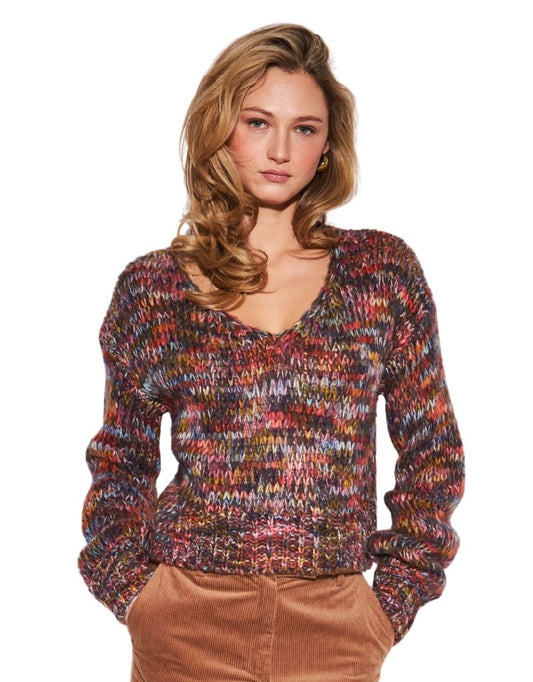 RITA V-NECK SWEATER