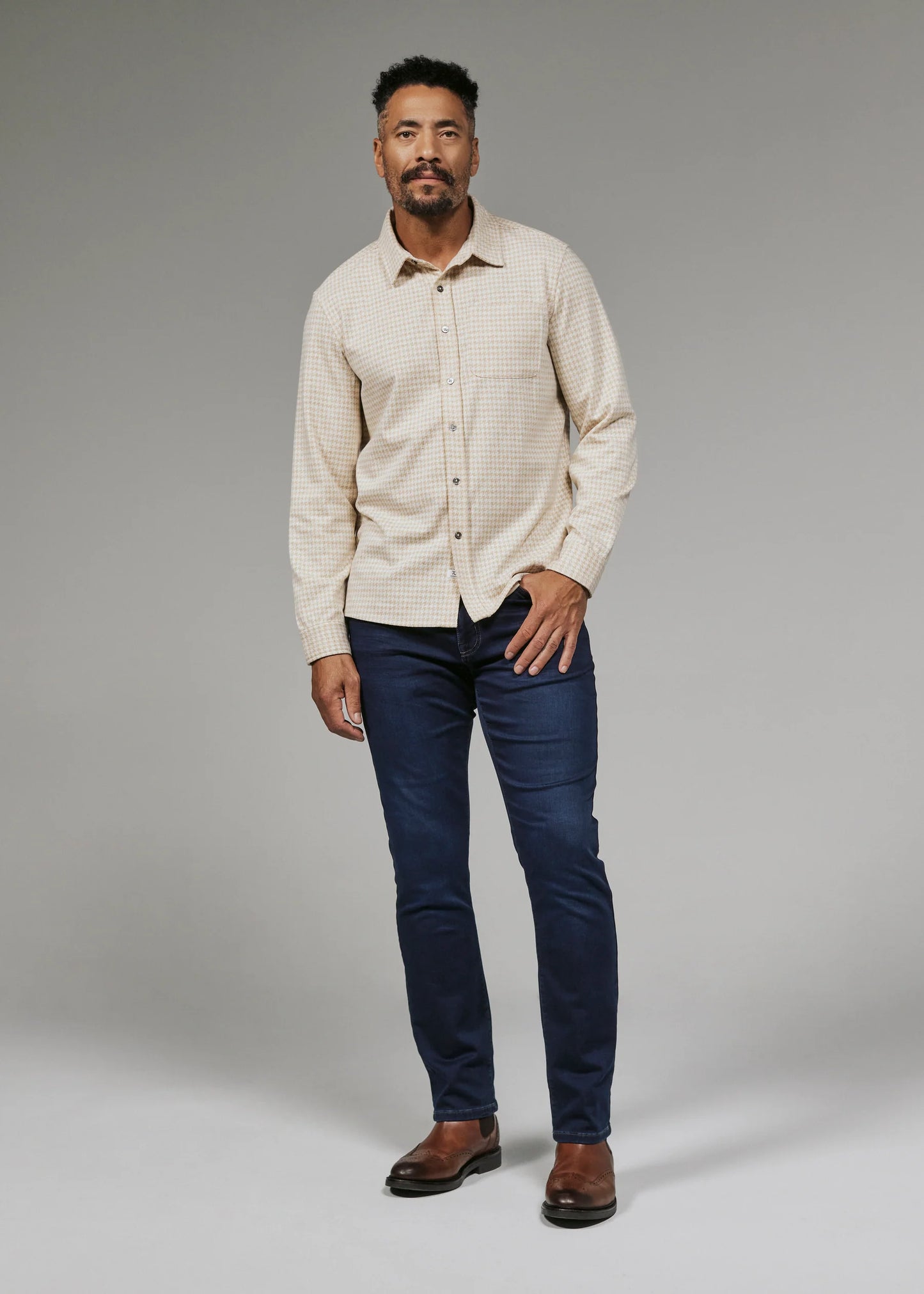 GENERATION™ HOUNDSTOOTH KNIT SHIRT