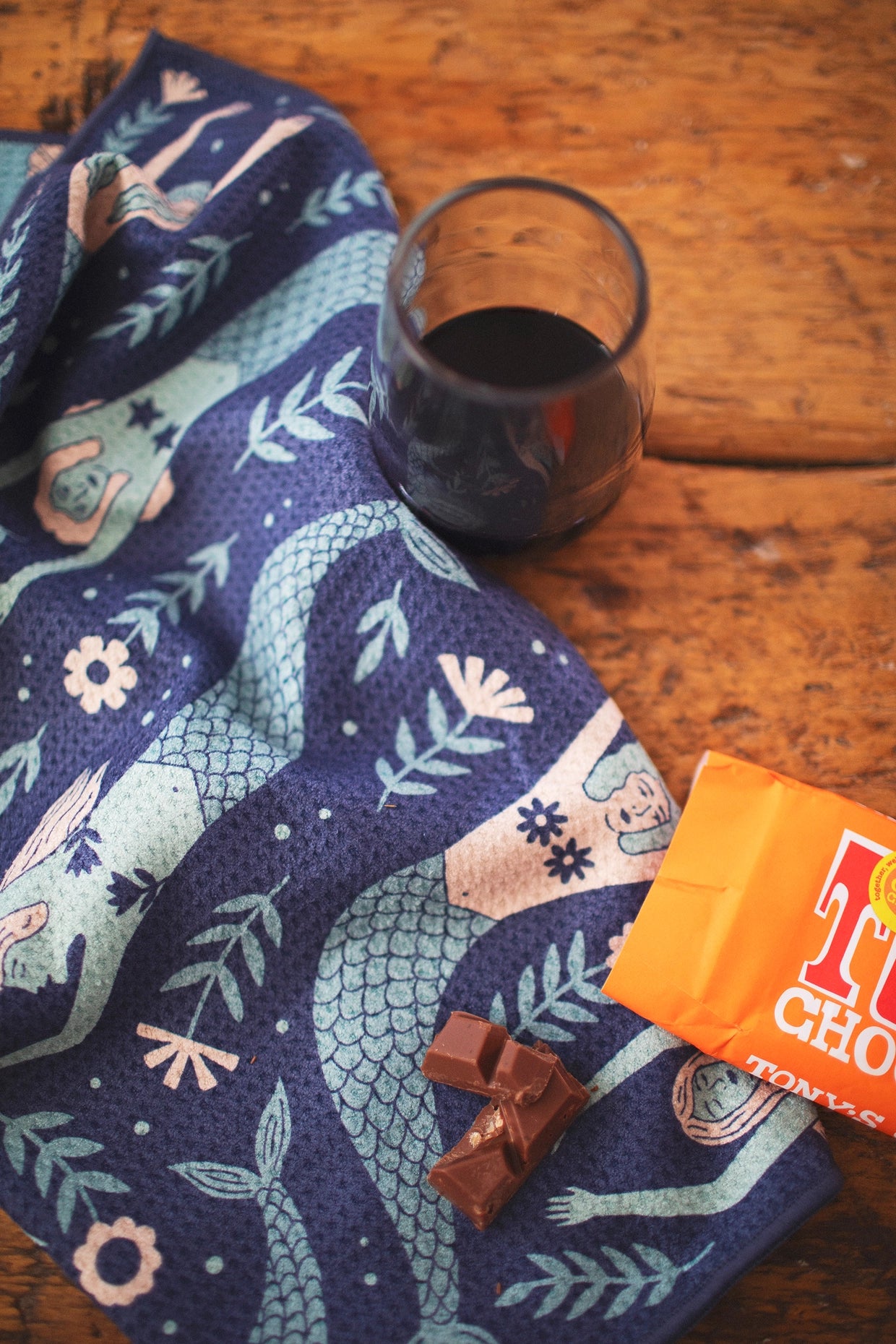 KITCHEN AND TEA TOWEL - MERMAIDS