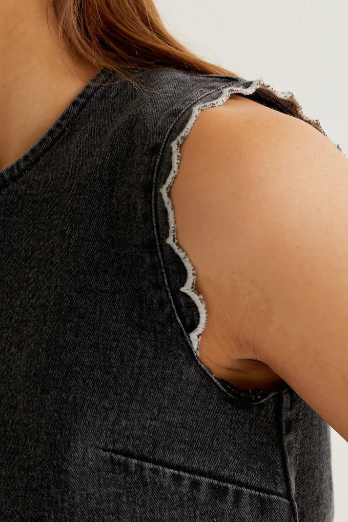 WAVY DENIM TANK